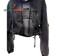 Traques vertes. Sweat-shirts en molleton personnalisés brodés avec badge et motifs imprimés sur la poche pour un style discret