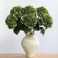 Hydrangeas au toucher réel, nouveau produit, fleurs artificielles décoratives, fleurs de mariage pour la décoration de mariage d'automne, décoration de fête