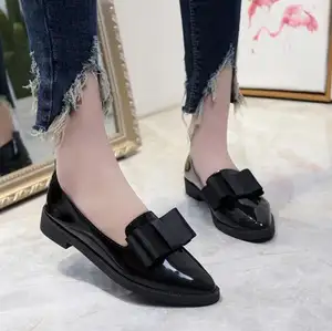 Moda Novo Estilo Apontado-dedo do pé Bowknot Moda Vestido Sapatos China Atacado Chunky Loafer Sapatos Para As Mulheres