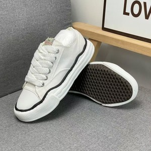 <span class=keywords><strong>Chaussures</strong></span> <span class=keywords><strong>en</strong></span> <span class=keywords><strong>toile</strong></span> à lacets de marque de luxe <span class=keywords><strong>en</strong></span> gros avec semelles épaisses, design léger pour hommes et femmes, <span class=keywords><strong>chaussures</strong></span> de marche confortables - Product Image 2