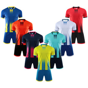 Uniforme de Entrenamiento de Fútbol Personalizable para Hombre, Fabricante de Uniformes de Fútbol Cedar, Personalización OEM al por Mayor para Clubes - Product Image 4