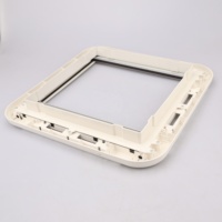 Évent de toit de RV de 400x400mm, puits de lumière RV à double vitrage adapté à une épaisseur de paroi de 30 à 50 mm