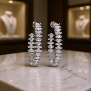 Orecchini a Cerchio E529 in Oro Bianco con Zirconi Taglio Marquise, Gioielli alla Moda per Donna - Product Image 2