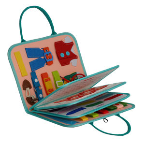 Tableau d'activités éducatif en <span class=keywords><strong>tissu</strong></span> pour enfants, édition en <span class=keywords><strong>feutre</strong></span> pour l'apprentissage et le développement créatif de la petite enfance - Product Image 1