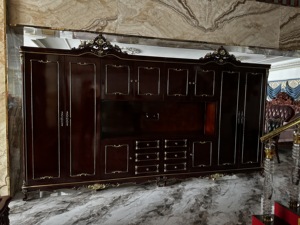 Armario de Dormitorio de Madera Maciza de Estilo Francés Clásico Europeo de Lujo con Diseño Tallado y Gabinete para Almacenamiento de Ropa - Product Image 5
