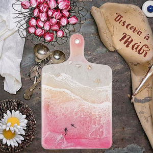 เขียงทำมือจากเรซิ่นลายหินอ่อนแบบหมุนวนสีฟ้า ปลอดภัยสำหรับเครื่องล้างจาน ขนาด 300x200x15 มม. ผลิตในเวียดนาม - Product Image 3