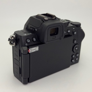 Appareil photo hybride Z50 20MP avec Wi-Fi et vidéo 4K, Grade A+, avec batterie et chargeur inclus - Product Image 3