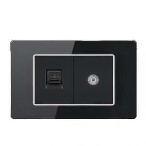 Prise murale pour téléviseur en verre de qualité américaine avec panneau tactile et design durable, protection IP20 - Product Image 1