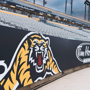 Custom Large <strong>PVC</strong> Vinyl <strong>Banner</strong> Portable And Printed For Indoor Events Concerts Conventions Outdoor Sports Public Advertising - Product Image 1