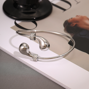 Pulsera de Acero Inoxidable de Diseño Europeo y Americano, Superventas, Pulsera Abierta, Versátil, de Acero de Titanio con Perlas - Product Image 4