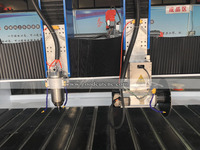 Routeur de pierre CNC 3D à double tête avec scie à découper et à graver