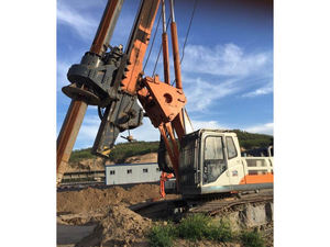 중국 최고 브랜드 회전 드릴링 장비 ZR400C, 드릴링 깊이 120m 및 드릴링 직경 1300mm 판매 - Product Image 2