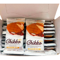 Gaufrettes décontractées, biscuits superposés, gaufrettes sandwich au chocolat au lait, aliments pratiques