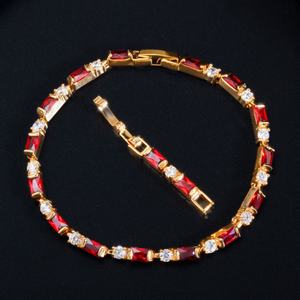 Pulsera de Zirconia para Mujer, Joyería de Acero Inoxidable Color Dorado, Estilo Tenis con Cristales Baguette y Redondos, Cierre Ajustable - Product Image 5