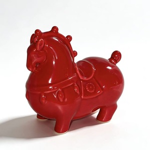 Ornamento Regalo Creativo di Alta Gamma per Capodanno, Decorazione per Ufficio e Soggiorno, Cavallo <span class=keywords><strong>Rosso</strong></span> in Resina Bozhiyi - Product Image 1