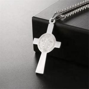 Colgante <span class=keywords><strong>de</strong></span> acero inoxidable <span class=keywords><strong>de</strong></span> San Benito, medallla <span class=keywords><strong>de</strong></span> San Benito, Medalla estampada <span class=keywords><strong>de</strong></span> San Benito, Cruz circular - Product Image 5