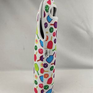 Housse de protection sur mesure pour bouteille de vin, produit promotionnel sportif de précision pour le pickleball - Product Image 3