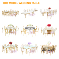 Meubles d'hôtel de luxe, table à manger ronde en verre, chaises en acier inoxydable doré et tables de réception pour événements festifs