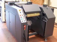 TECTUPRINT Proveedor Español Nuevo Rebobinador de Rollo a Rollo de Alta Velocidad 400V/480V 200m/min para Máquinas de Impresión con 1 Año de Garantía