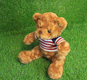 หญ้าเทียมที่ทนทานสำหรับภูมิทัศน์กีฬาและสวนสำหรับสนามหลังบ้านและระเบียงวัสดุพลาสติกสำหรับการจัดสวน - Product Image 4