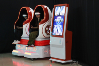Simulateur de réalité virtuelle 9D VR en fibre de verre, fauteuil œuf 2 places, pour parc d'attractions, type montagnes russes