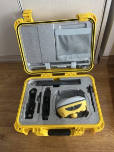 Sistema GNSS RTK GPS South G4 con Código, Alto Rendimiento, con Software y Firmware SurvStar Actualizables - Product Image 4