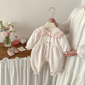 Nuova Collezione Primavera 2026: Tutina per Neonata in Maglia Floreale, Stile Coreano con Fiocco Carino e Apertura Completa all'Inguine - Product Image 1