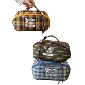 Checked Scottish Pattern Yarn-Dyed Custom Cosmetic Bag Large Capacity Cotton <b>Makeup</b> Zipper Bags for Women Travel - Product Image 1