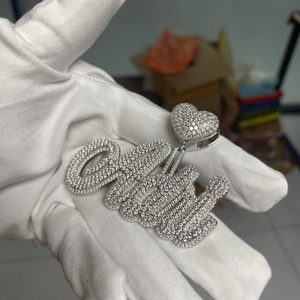 Мужской кулон в стиле хип-хоп из стерлингового серебра 925 пробы с крупным муассанитом и инициалами в форме сердца - Product Image 5