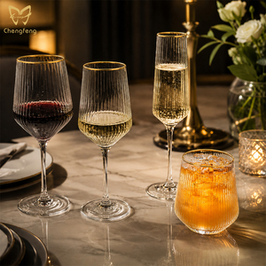 Vetreria verticale a coste classica e bicchieri da <span class=keywords><strong>vino</strong></span> <span class=keywords><strong>rosso</strong></span> a righe, bicchieri da <span class=keywords><strong>vino</strong></span> senza stelo in vetro Champagne Premium - Product Image 6