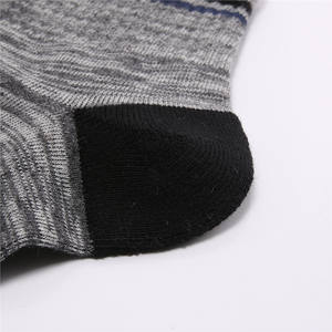 Chaussettes trois-quarts contrastées, super douces, pour femmes, contrôle de l'humidité, Dri-tech, vente en gros - Product Image 6