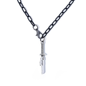 Venta al por mayor Jujutsu Kaisen Fushiguro Toji <span class=keywords><strong>Nanami</strong></span> <span class=keywords><strong>Kento</strong></span> japonés recoger colgante espada Anime aleación collar - Product Image 6