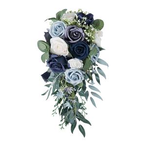 Bouquets de mariage bleus élégants faits à la main en forme de cascade pour la mariée pour les occasions de demoiselle d'honneur de Thanksgiving de la Saint-Valentin - Product Image 2