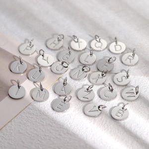 Moda plata y oro joyería alfabeto encantos venta al por mayor de acero inoxidable <span class=keywords><strong>griego</strong></span> alfabeto letra encantos - Product Image 2