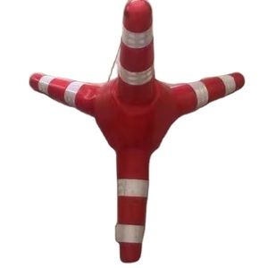 Cônes de signalisation routière, cônes d'entraînement sportif avec film réfléchissant PVC 360. Haute visibilité pour le contrôle du trafic - Product Image 1
