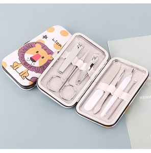 Ensemble <span class=keywords><strong>de</strong></span> soins des ongles imprimé <span class=keywords><strong>de</strong></span> dessins animés mignons en 7 pièces, outils <span class=keywords><strong>de</strong></span> manucure professionnels avec coupe-ongles, kit <span class=keywords><strong>de</strong></span> pédicure en stock - Product Image 6