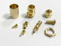 Pièces de connecteurs en laiton OEM, usinage CNC de précision, fabrication sur mesure