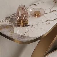 Table console moderne de luxe pour couloir, table d'appoint élégante en acier inoxydable doré marbré et personnalisable pour hôtels, maisons