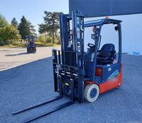 Chariot élévateur contrepoids compact et flexible de 1,5 tonne à batterie lithium HELI CPD15-GB2LIH Série G2 pour entrepôt à allées étroites