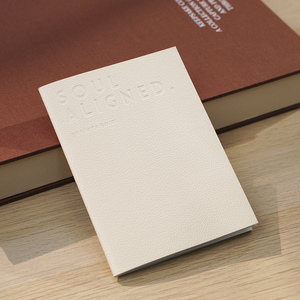 Cuaderno de Bolsillo Personalizable con Logotipo, Cubierta de Cuero PU Texturizado, Minimalista, para Notas - Product Image 1