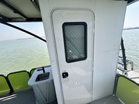 Bateau ponton de luxe à double pont en aluminium de 30 pieds pour la famille, les fêtes, la pêche, les divertissements en plein air et les excursions, avec moteur hors-bord de 150 CV