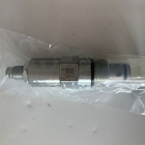 RV8 10 S 0 50 565577 RV8-10-S-0-50 RV8-10-S-0-25 RV8 10 S 0 25 566015 DANFOSS Original Relief Large Stock - Product Image 1