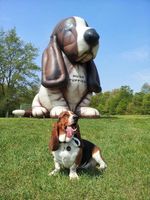 Globo Inflable de Perro Basset Hound de 12 Pies, Globo de Perro para Desfiles, Se Puede Instalar en Césped, Concreto o Interiores