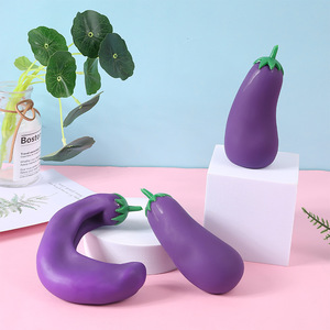 Légumes simulés remplis de sable pour soulager le stress, jouets pour enfants et adultes pour diffuser la musique d'aubergine et de Lala - Product Image 2