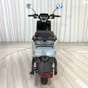 สกู๊ตเตอร์ไฟฟ้ามอเตอร์800W/2000W พร้อมแบตเตอรี่ตะกั่วกรด72V 20ah/32Ah ความเร็วสูงสุด60 km/h - Product Image 6