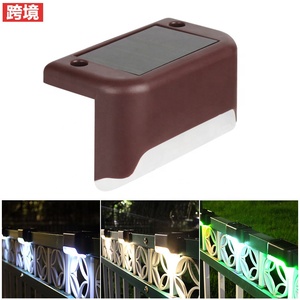 ไฟรั้วโซลาร์ LED กันน้ำรุ่นอัพเกรด มุมลำแสง 120 องศา สำหรับสวน ระเบียง บันไดภายนอก IP65 6000K แสงเดย์ไลท์ ได้รับการรับรองมาตรฐาน CE - Product Image 5