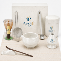 Ensemble de thé matcha artisanal Anji Newell, bol en céramique multicolores, fouet et accessoires avec boîte cadeau pour la cérémonie japonaise, la maison ou le café