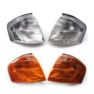 1 paire pour <span class=keywords><strong>Mercedes</strong></span> Benz Classe C W202 1994-2000 Couvercle de cadre de clignotant blanc/jaune 2028261143 2028261243 - Product Image 1