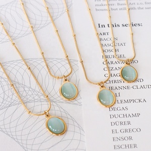18K Vergulde Roestvrijstalen Ketting Met Natuurlijke Stijl Cat-Eye Hanger Schattige Schakelketting Voor Dames Jubileum - Product Image 2