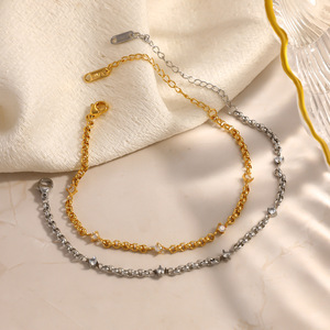 SUMMLY - Pulsera Apilable de Acero Inoxidable con Zirconia Verde Trébol Chapada en Oro de 18K, Joyería de Moda para Mujer, Resistente al Agua, para la Playa - Product Image 4